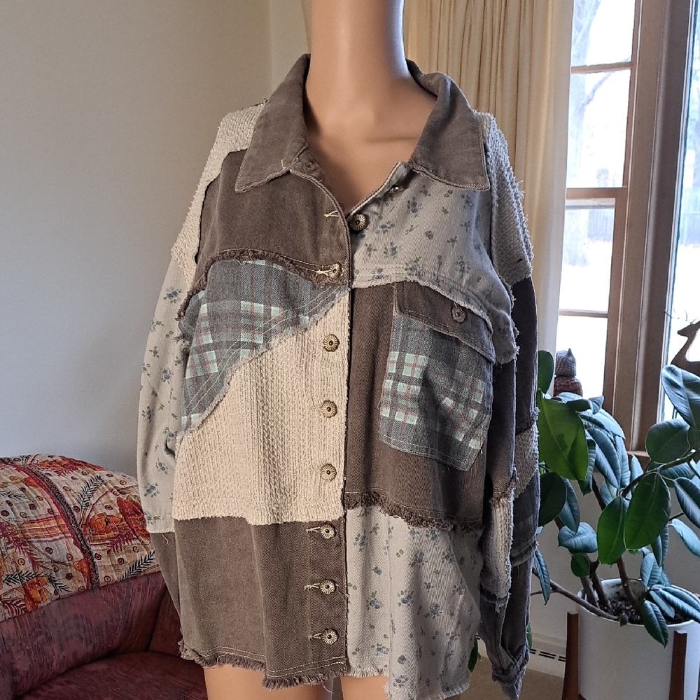 POL Patchwork Button-Down Shirt Jacket - Taupe & Cream